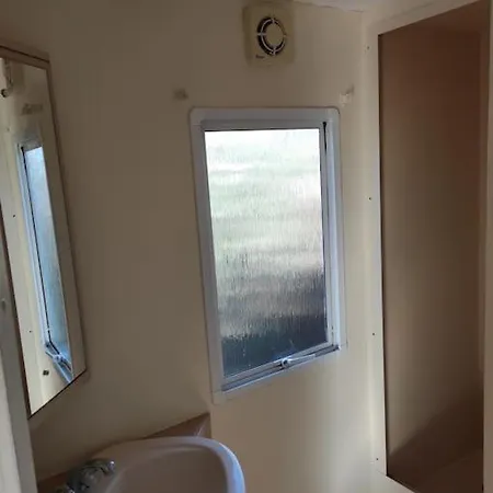 Lejlighed Mobil-home Dans Un Beau Cadre A 15 Km Des Plages. Lunel (Herault)